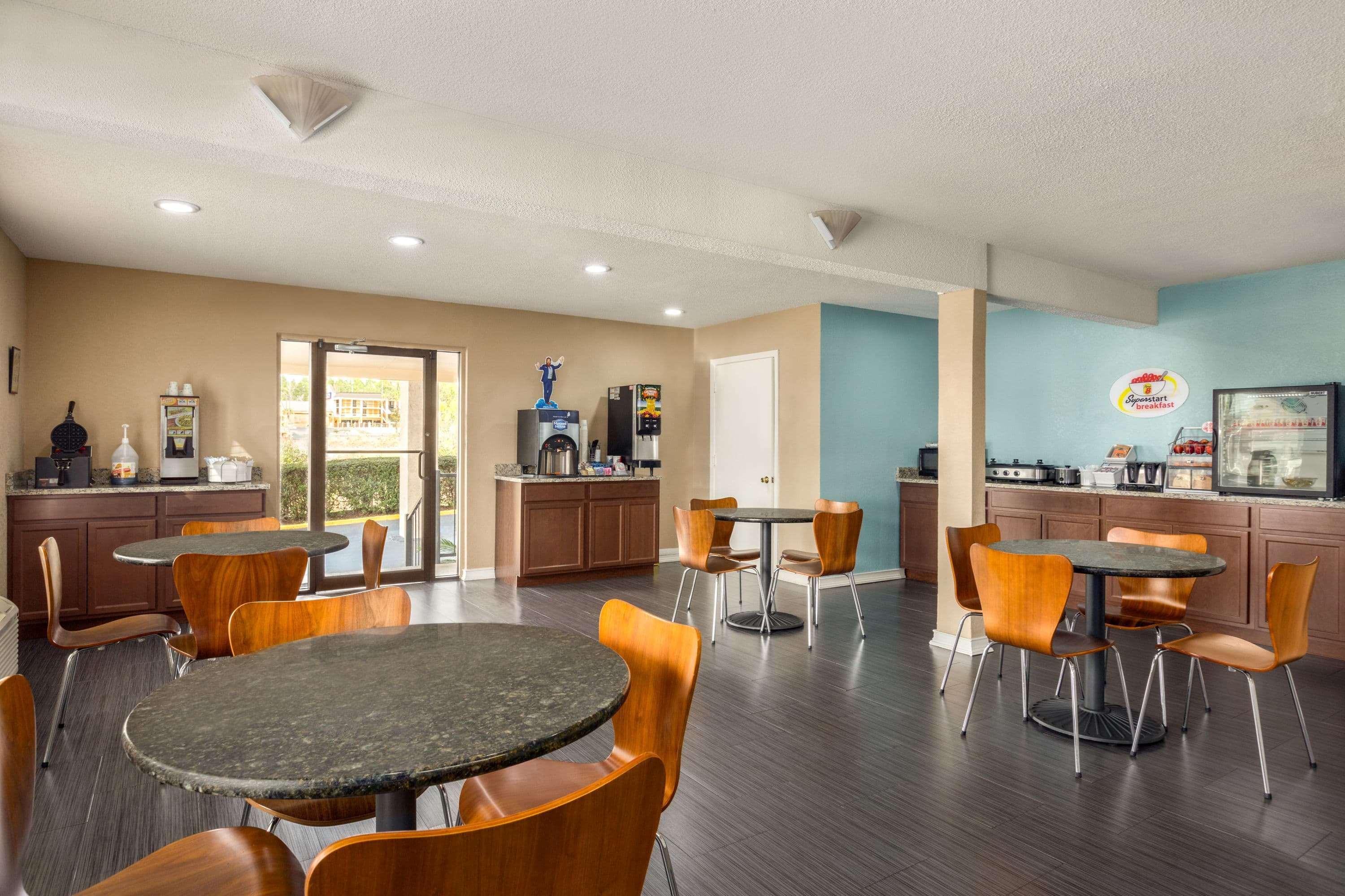 Quality Inn Crestview Exterior photo