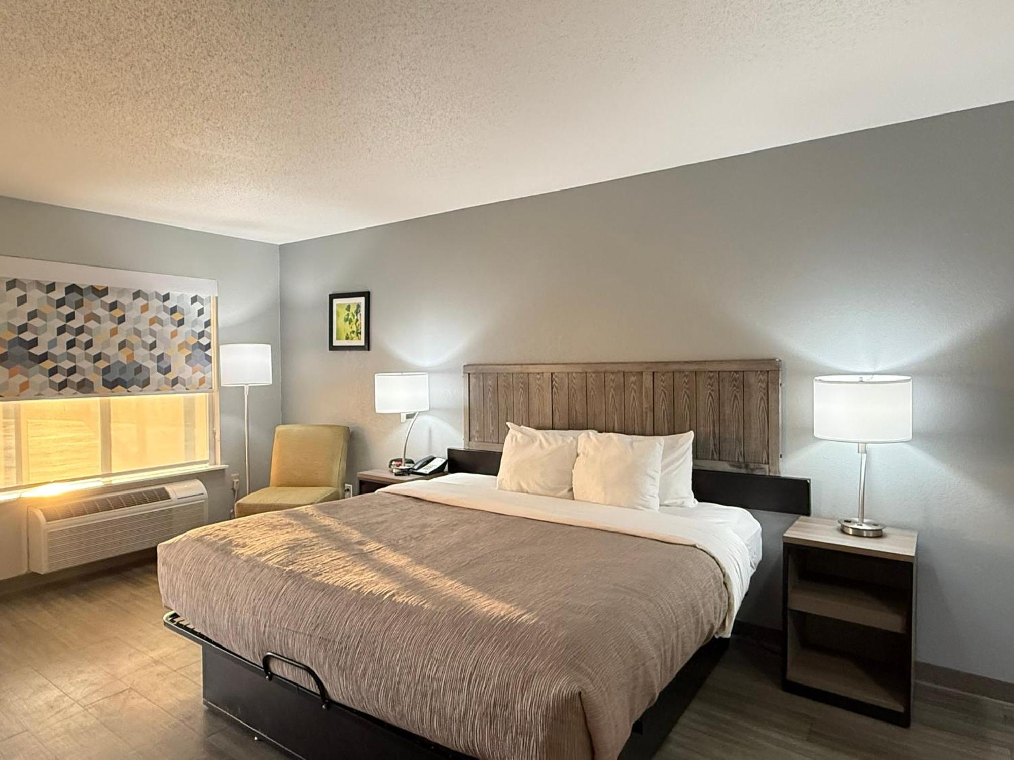 Quality Inn Crestview Exterior photo
